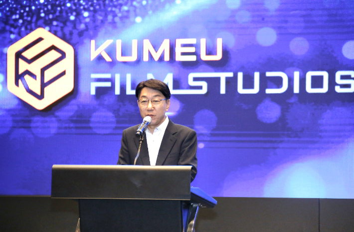 12일 쿠뮤 필름스튜디오 한국법인 출범식에서 우범기 전주시장이 인사말을 하고 있다. 전주시 제공