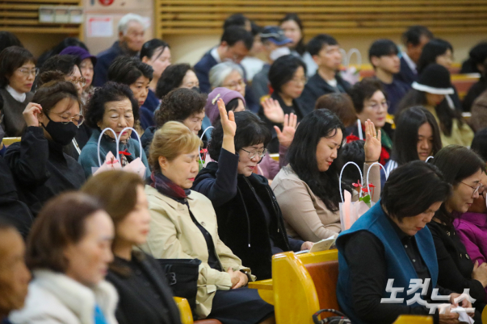 고현교회가 '새생명 축제'를 개최해 60여 명의 새신자가 등록하는 결실을 맺었다