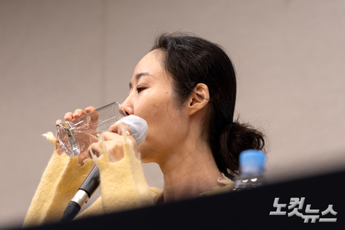 뉴진스는 이날 긴급 기자회견에서 민희진 전 어도어 대표와 앞으로도 함께하고 싶다는 입장을 밝혔다. 박종민 기자