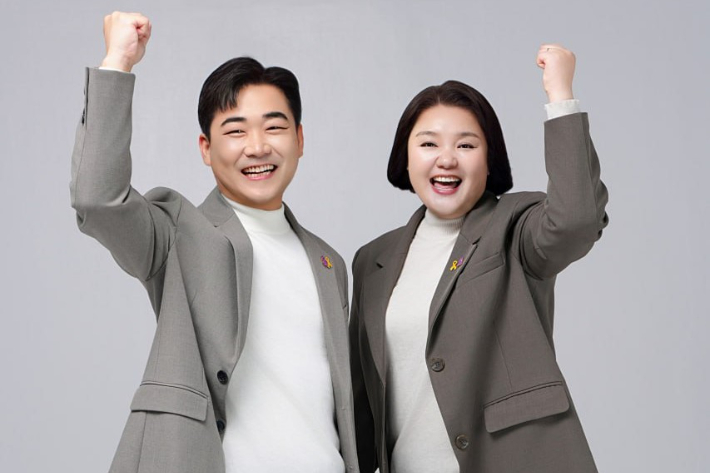 박영환 전교조 위원장 당선인(왼쪽)과 양혜정 사무총장 당선인. 전교조 제공