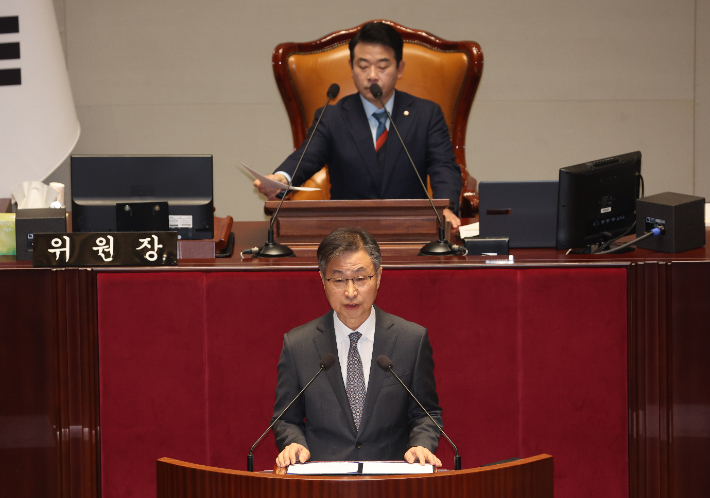 최재해 감사원장이 29일 국회 예결위 회의에서 인사말을 하고 있다. 연합뉴스