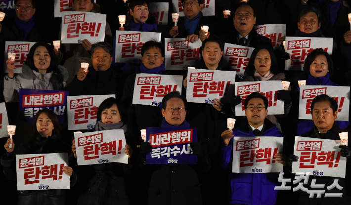 민주당 "尹, 내란죄 자백…한동훈, 탄핵 동참하라"