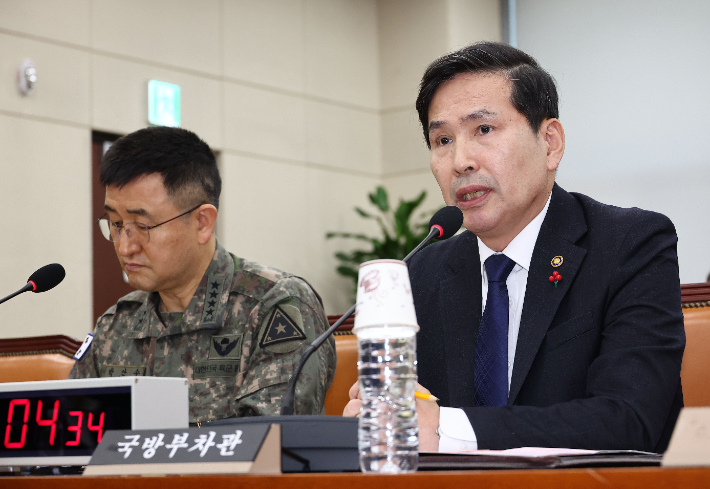 국방차관 "비상계엄, 언론 보고 알았다"