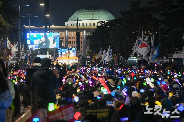 개신교계, "12.3 내란은 반신앙적 폭거, 윤 대통령 즉각 탄핵해야"