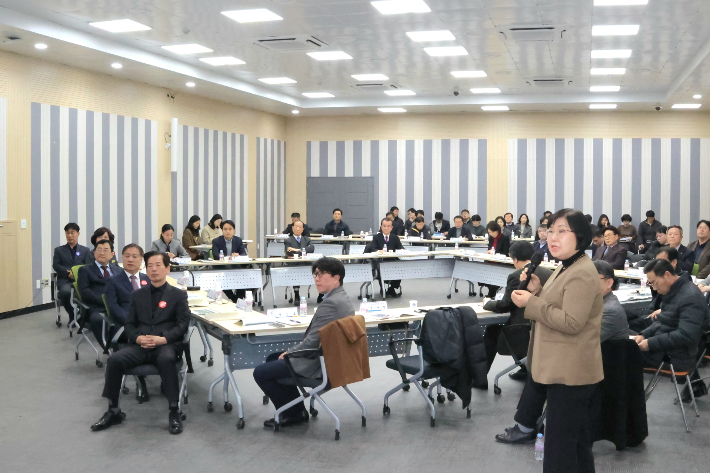 경주시-지역대학 상생협의회 회의 모습. 경주시 제공