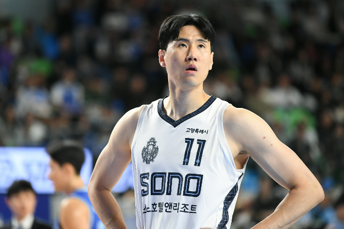 고양 소노 김민욱. KBL