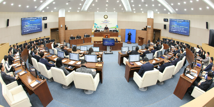 창원시의회 제공