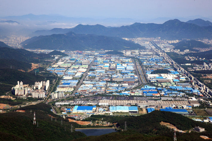 창원국가산단. 경남도청 제공 