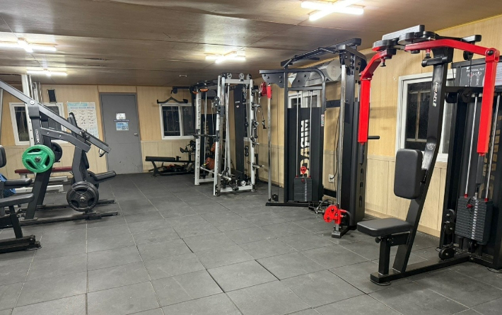 현대자동차 노사는 육군 제53보병사단에 사회공헌기금 2천만 원을 기탁했다. 기금은 제7765부대 체력단련실을 개선하는데 사용됐다. 현대차 제공