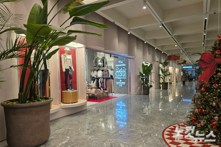 서울 한 백화점의 한산한 31일 오후. 박요진 기자