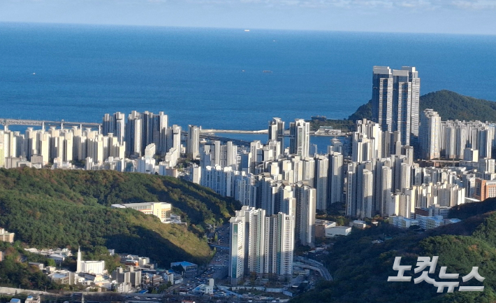 부산지역 아파트 모습. 강민정 기자