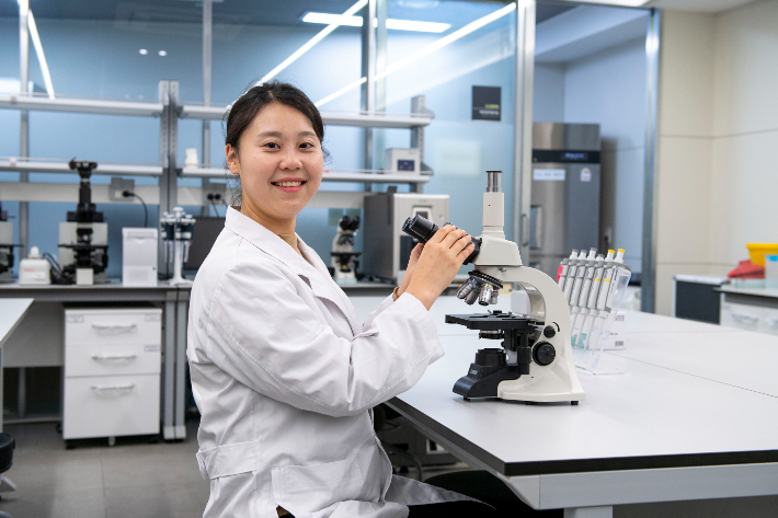 임상병리사 시험에서 1등을 차지한 대구보건대 김이슬씨. 보건대 제공 