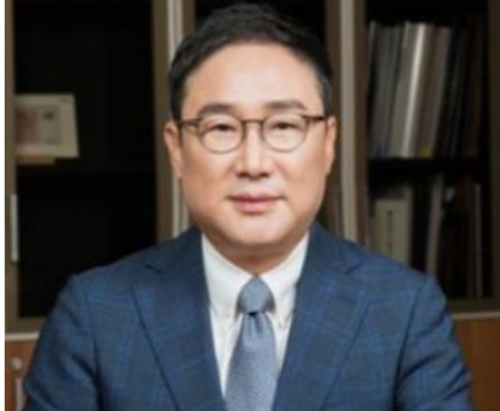 제22대 대한산악연맹 회장에 당선된 조좌진 회장. 대한산악연맹 제공