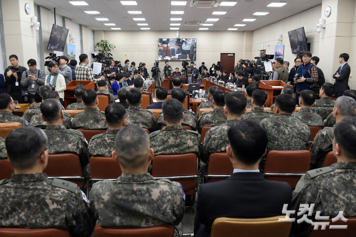 14일 서울 여의도 국회에서 윤석열정부의 비상계엄 선포를 통한 내란혐의 진상규명 국정조사특별위원회 전체회의가 열리고 있다. 윤창원 기자