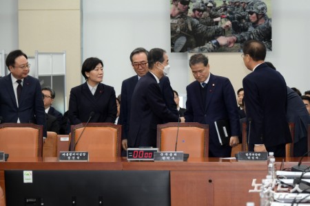 한덕수 국무총리가 15일 서울 여의도 국회에서 열린 