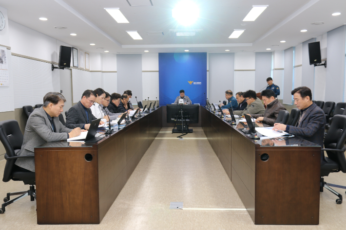 국승인 서장이 주재한 '2025년 주요 추진업무 보고회'. 순천경찰서 제공