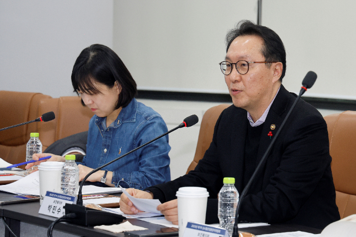 16일 오후 비즈허브서울센터에서 열린 2025년 제1차 심뇌혈관질환관리위원회에서 위원장인 박민수 복지부 제2차관이 발언하고 있다. 복지부 제공