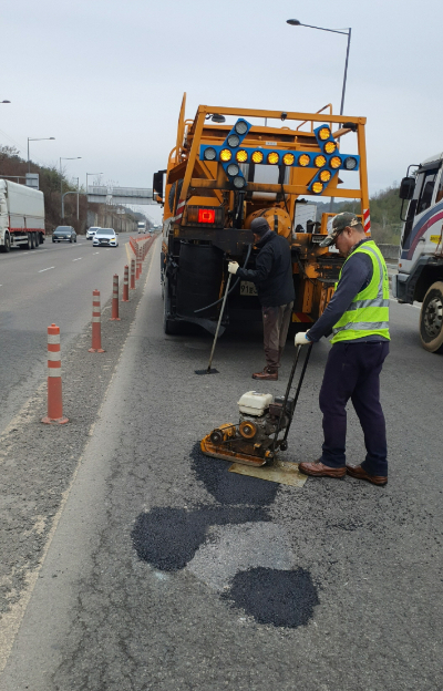 포트홀 복구 모습. 광주시 제공