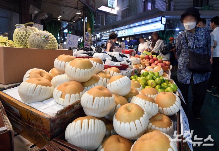 서울 마포구 망원시장. 이 사진은 기사 내용과 관련이 없음. 황진환 기자