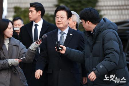 법정 향하는 이재명 더불어민주당 대표