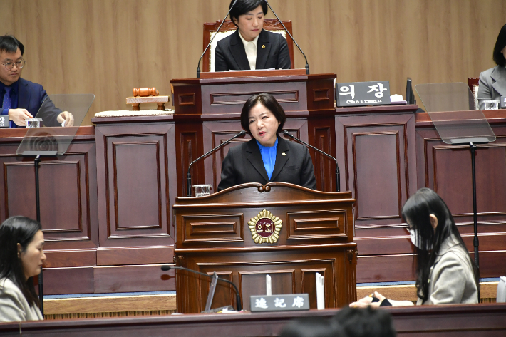 광주시의회 박미정 의원(더불어민주당·동구 2)은 4일 광주시의회 본회의 5분 발언을 통해 '사회적 재난 치유센터의 설치와 운영'을 광주시에 요청했다. 광주시의회 제공