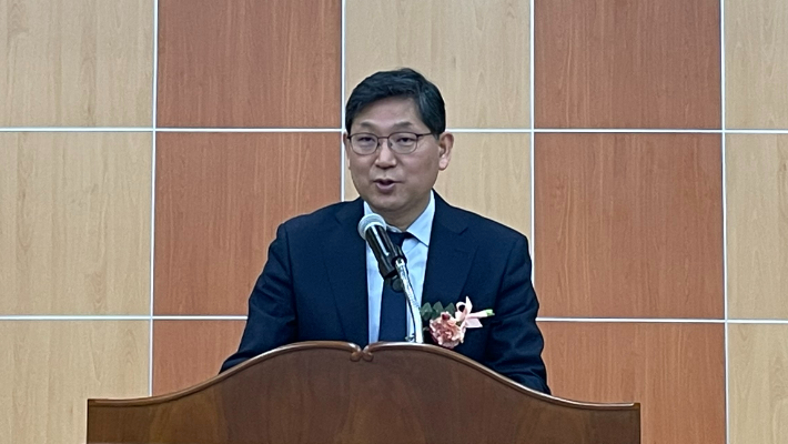 호남지방통계청 제9대 정구현 청장이 취임식에서 취임사를 전하고 있다. 호남지방통계청 제공