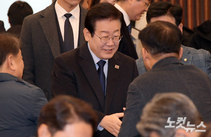 윤창원 기자