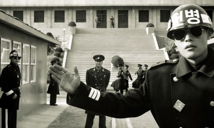 영화 '공동경비구역 JSA' 스틸컷. CJ ENM 제공