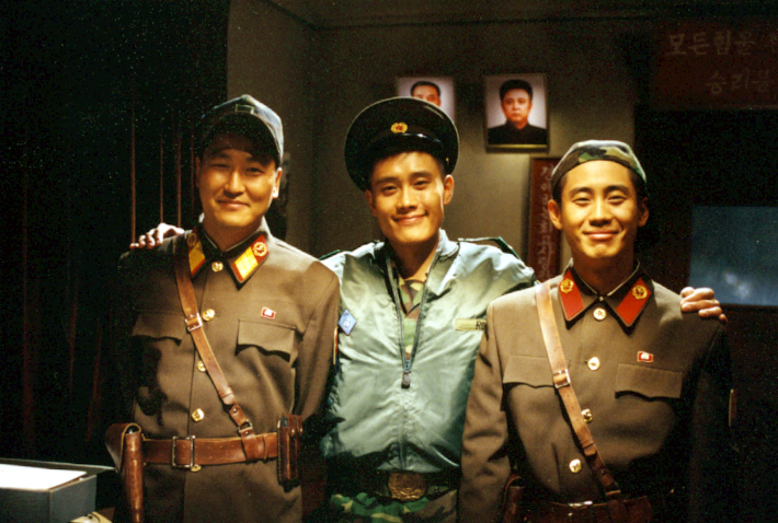 영화 '공동경비구역 JSA' 스틸컷. CJ ENM 제공
