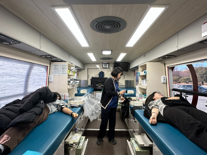 헌혈. 경남도청 제공 