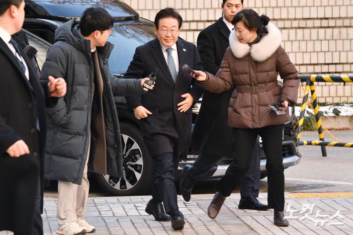 이재명 대표, 공직선거법 위반 항소심 공판 출석