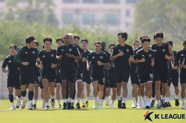 전북 현대 전지훈련. 한국프로축구연맹
