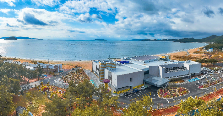 완도해양치유센터 전경. 전남 완도군 제공