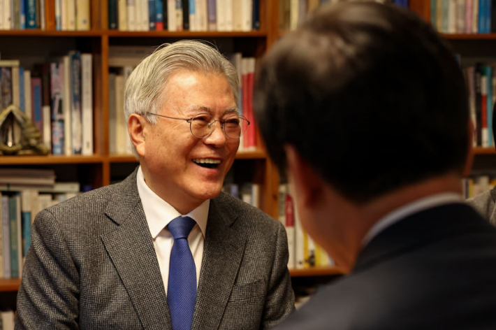 출처 더불어민주당