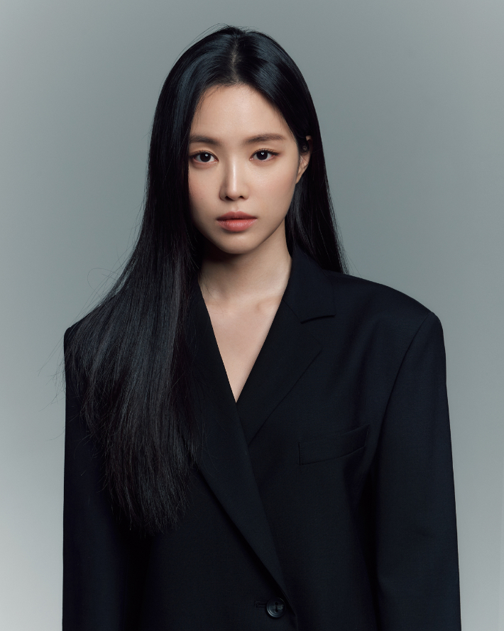 배우 손나은. YG엔터테인먼트 제공