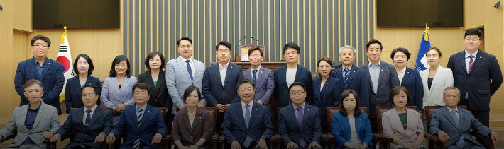 춘천시의원. 춘천시의회 제공