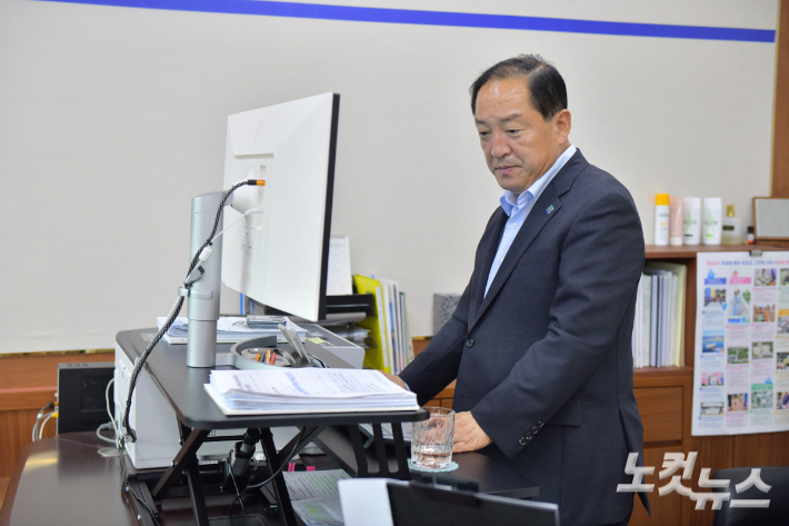 이병선 속초시장.  전영래 기자