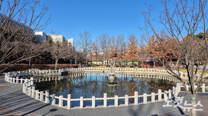 경북대 상징적 공간인 일청담. 이재기 기자 