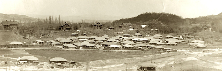 1930년대 탑동 언덕에 지어진 6동의 양관 (사진= 청주성서신학원 제공)