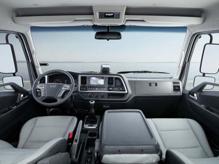 2025 더 뉴 마이티 내장. 현대자동차그룹 제공