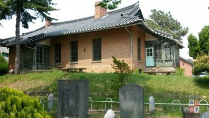 1906년 준공된 청주 1호 양관: 포사이드 기념관, 충북 지방문화재 133호
