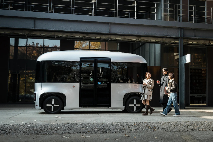 오는 6월부터 3대로 확대 운영할 예정인 자율주행 셔틀버스 디자인 시안. 경주시 제공