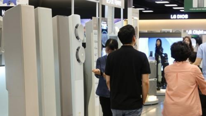 서울 대형마트 가전제품 매장. 연합뉴스
