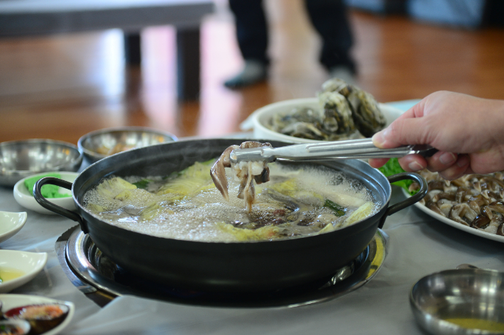 새조개. 홍성군 제공