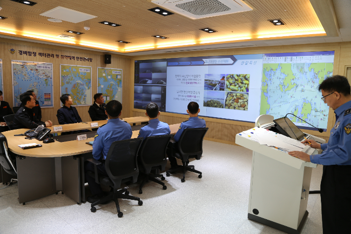 창원소방본부와 창원해양경찰서 업무협의. 창원소방본부 제공