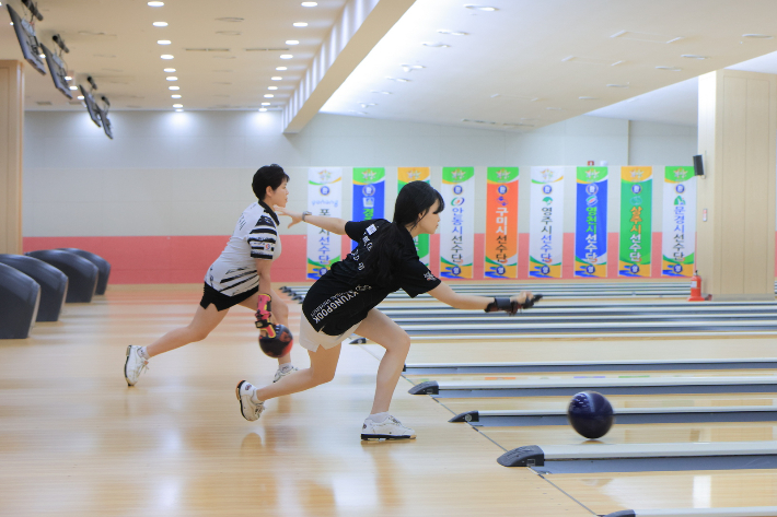 지난 2023년 열린 볼링대회 모습. 울진군 제공