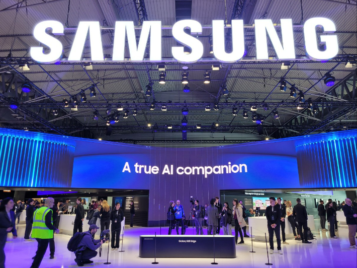 MWC25에 참석한 삼성전자 전시관 전경. 김기용 기자