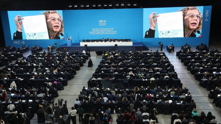 지난해 11월 25일 부산 해운대구 벡스코 제1전시장 본회의장에서 진행된 유엔 플라스틱 협약 제5차 정부간협상위원회 회의(INC-5). 연합뉴스