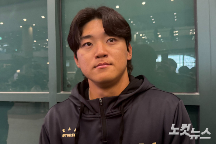 인터뷰하는 KIA 김도영. 이우섭 기자