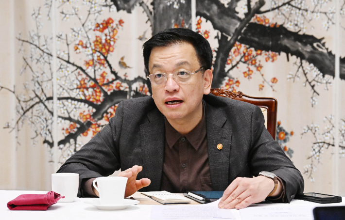 최상목 대통령 권한대행 부총리 겸 기획재정부 장관이 7일 정부서울청사에서 열린 거시경제·금융현안 간담회에서 발언하고 있다. 기획재정부 제공